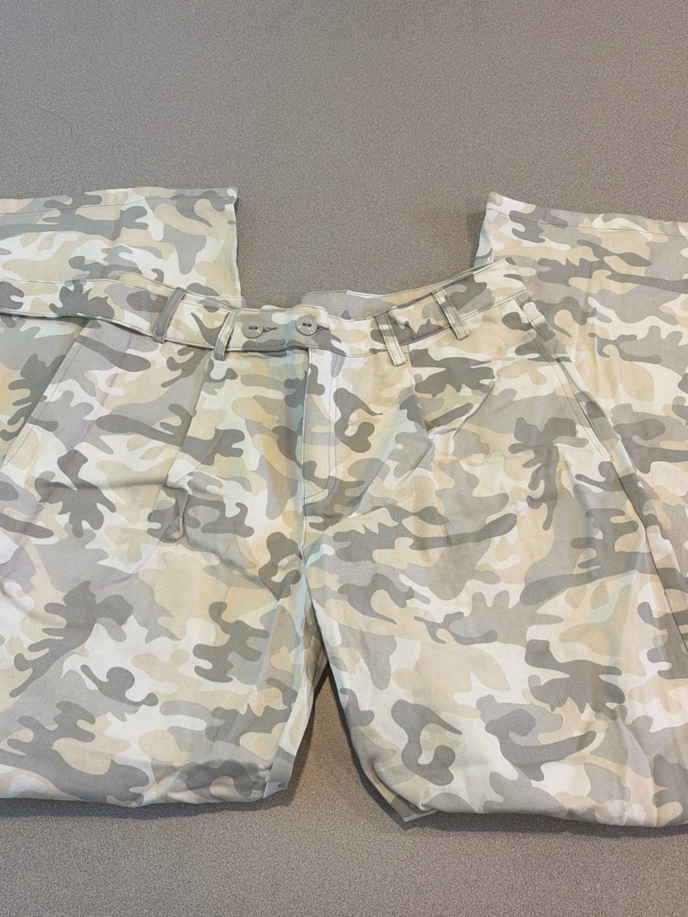 NWT Princess Polly Ravenslea Cargo Pants Light Camouflage Size 6